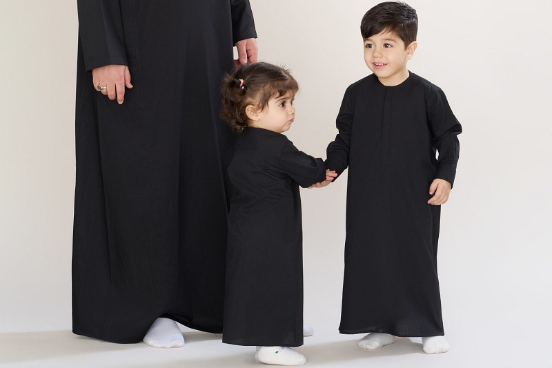 راهنمای انتخاب لباس مناسب پیاده‌ روی اربعین زنانه و مردانه